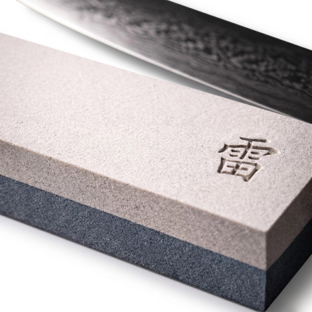 Kaminari whetstone 1000 grit coarse sharpening surface close-up